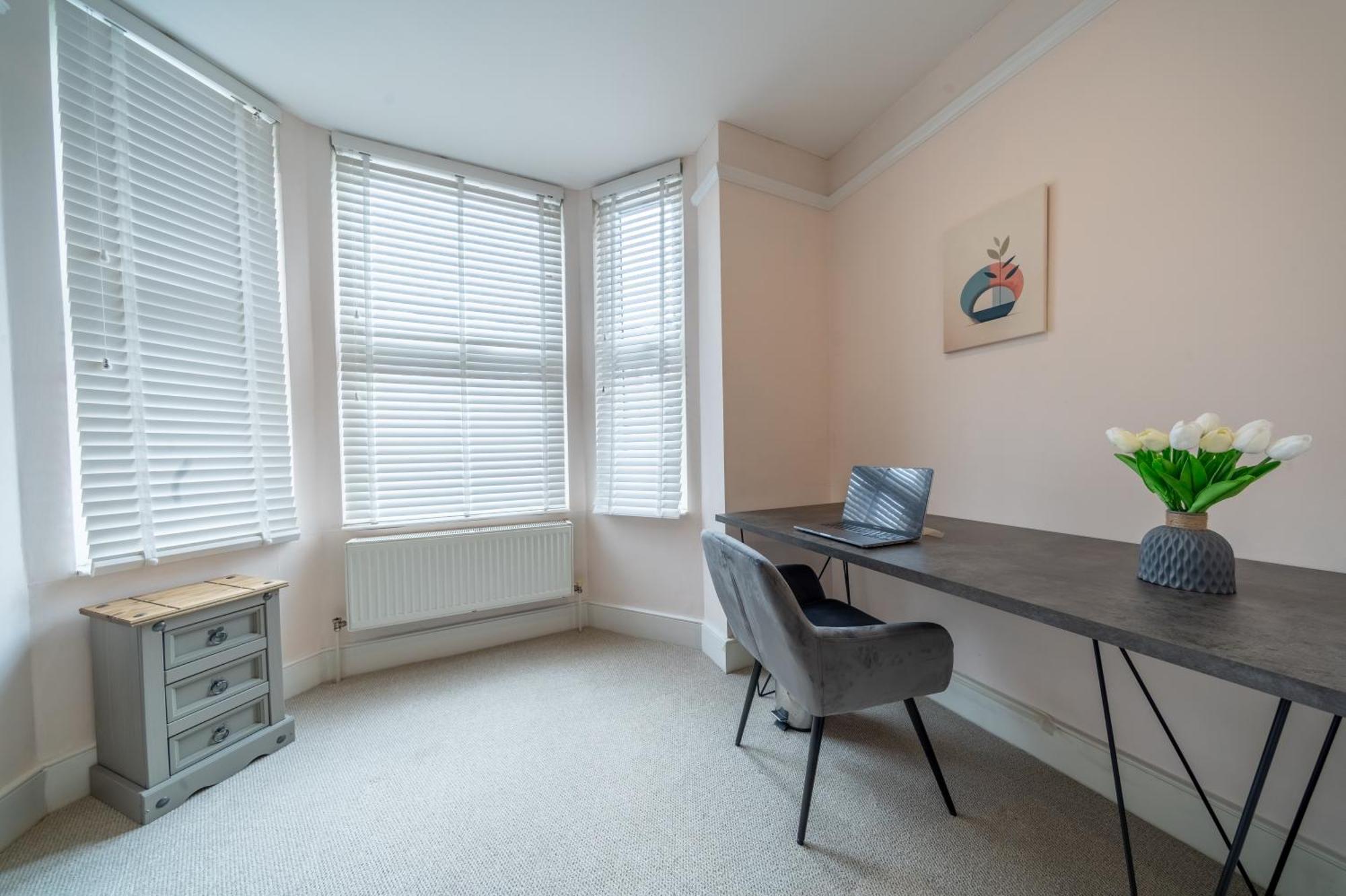 Beautiful 2 Bedroom With Private Garden In Wimbledon - Minutes From Central London Exterior photo