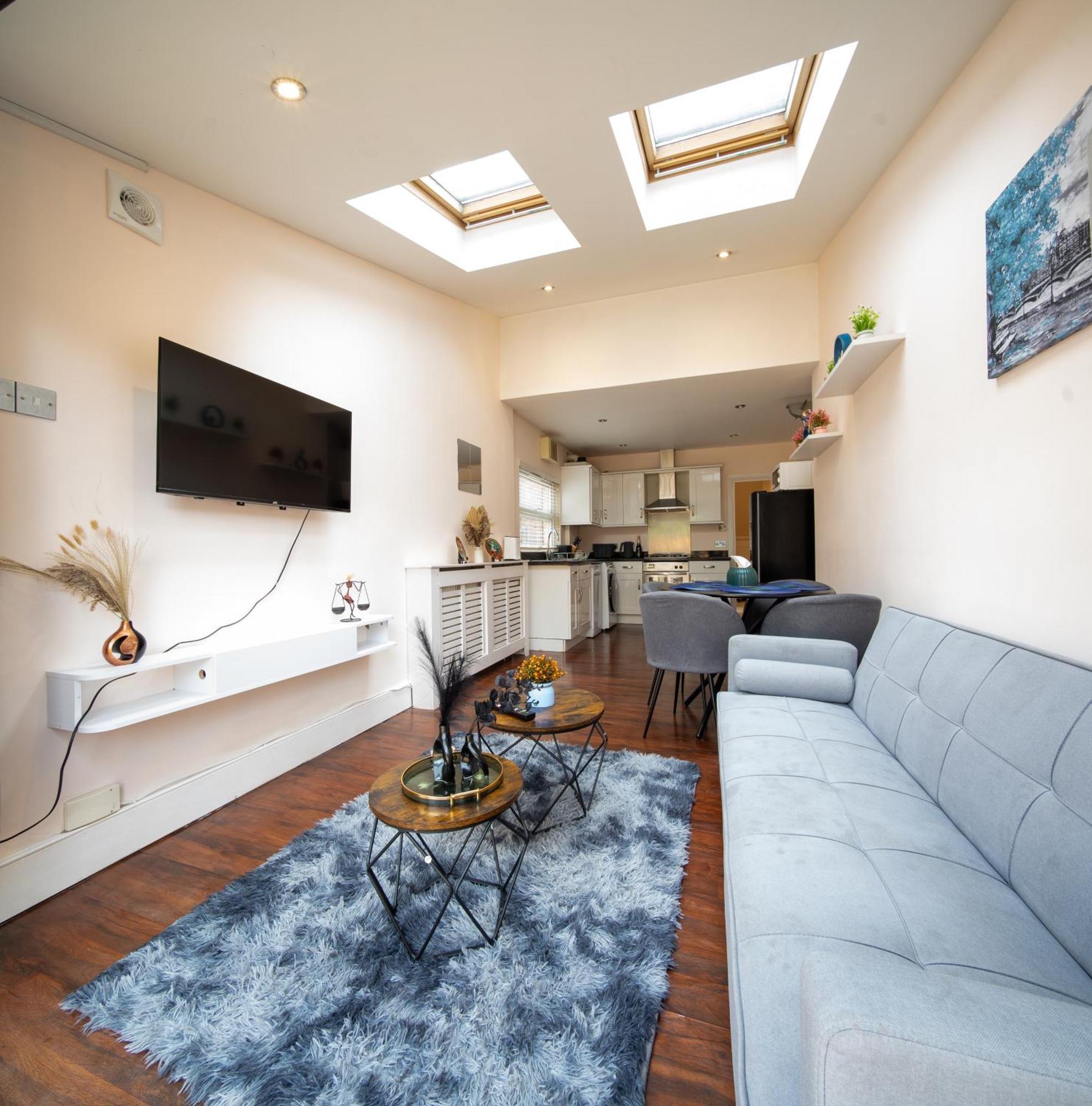 Beautiful 2 Bedroom With Private Garden In Wimbledon - Minutes From Central London Exterior photo